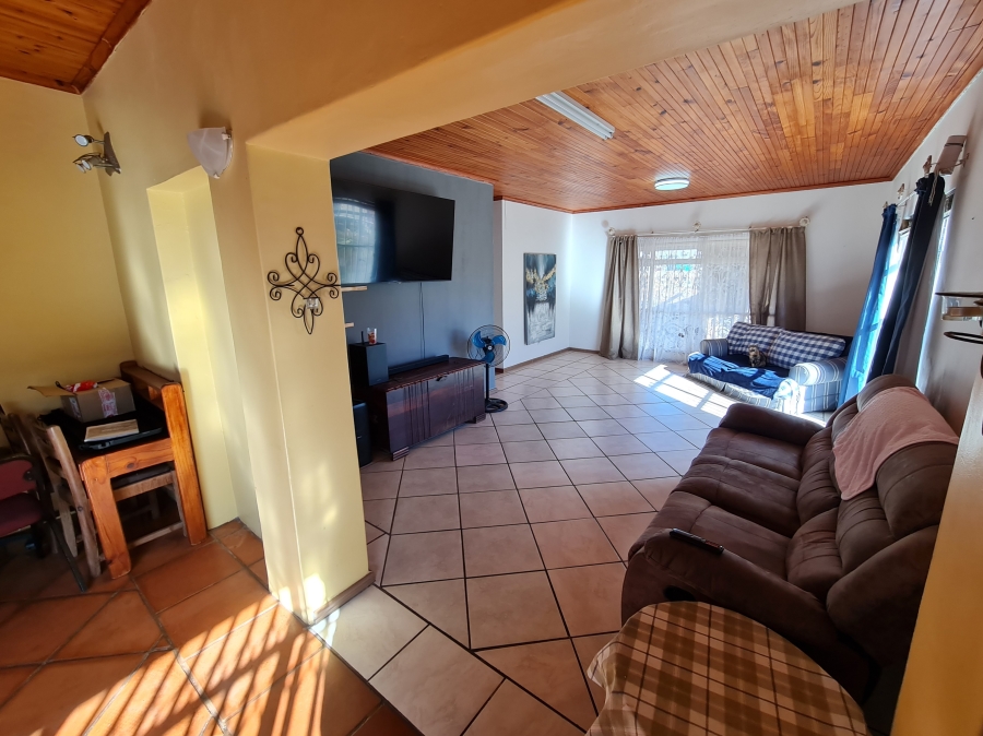 4 Bedroom Property for Sale in Aston Bay Eastern Cape